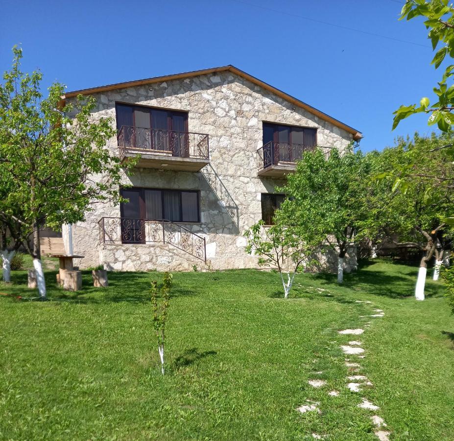 Guest House Ijevan'S Garden المظهر الخارجي الصورة